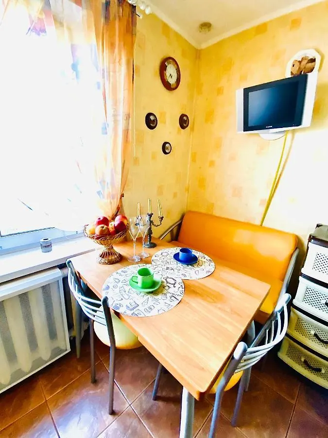 Comfortable Apartments,Metro Kharkivska,Poznyaki Kyiv Apartment
